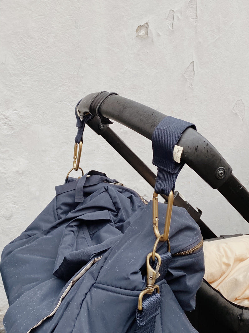 Correas para cochecito KONGES SLOJD azul marino - Selección Konges slojd para encontrar en amaetc.com, tienda concepto eco amigable para niños