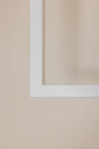 Details of the white clothing RUBI are on the upper side.