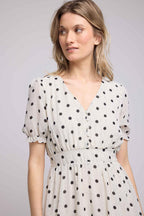Vestido Corto De Manga Corta - Lunares Blancos