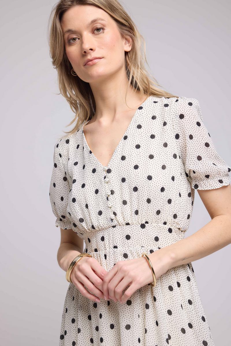 Vestido Corto De Manga Corta - Lunares Blancos