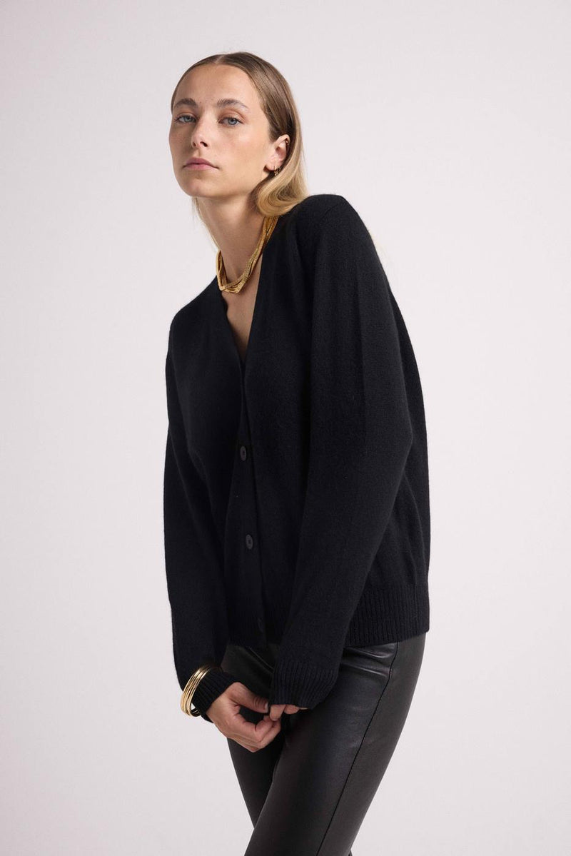 Boyfriend Cardigan V-Neck Lea - Black - 100% Cashmere Oeko-Tex - Woman