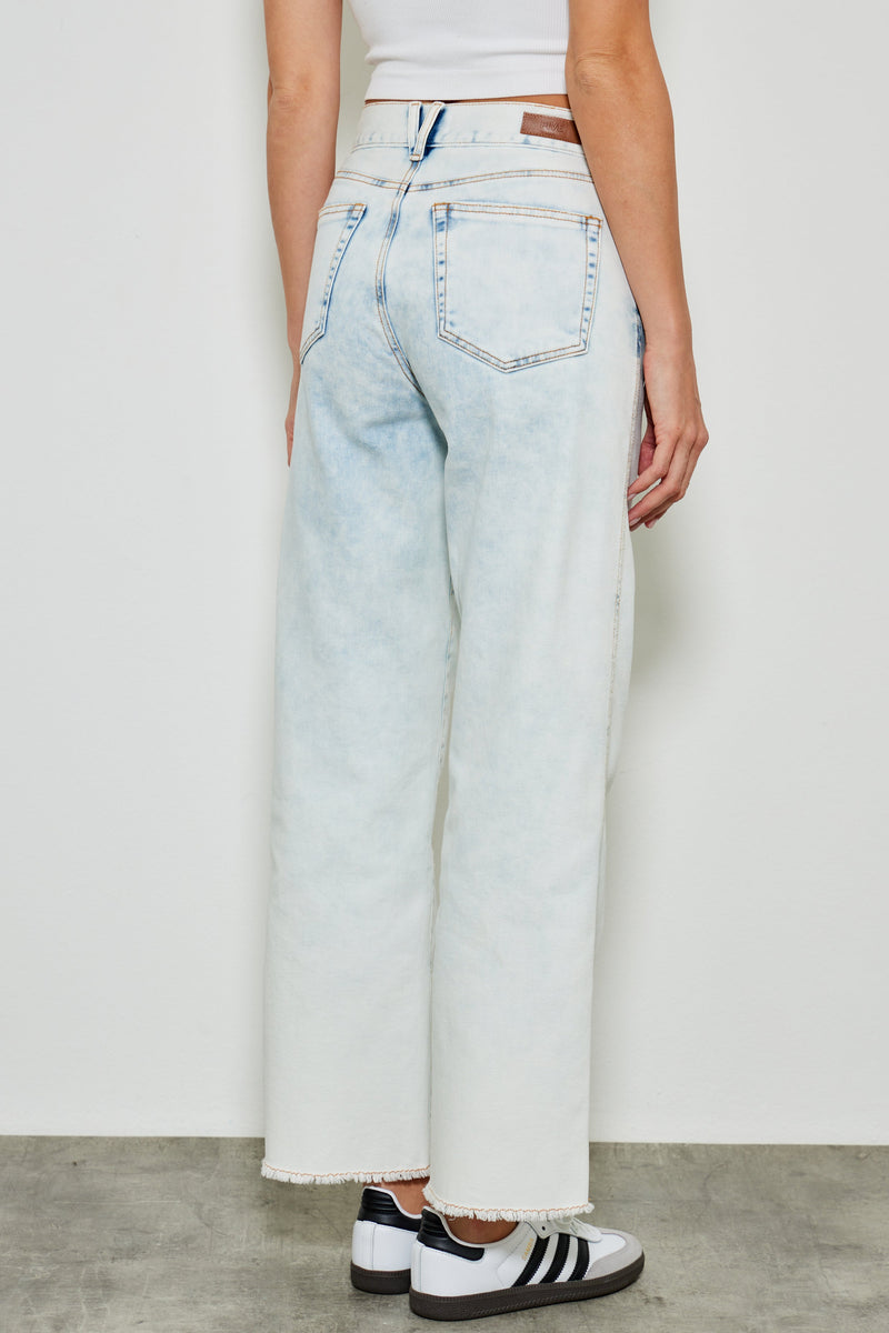 536 Lena Jeans Large