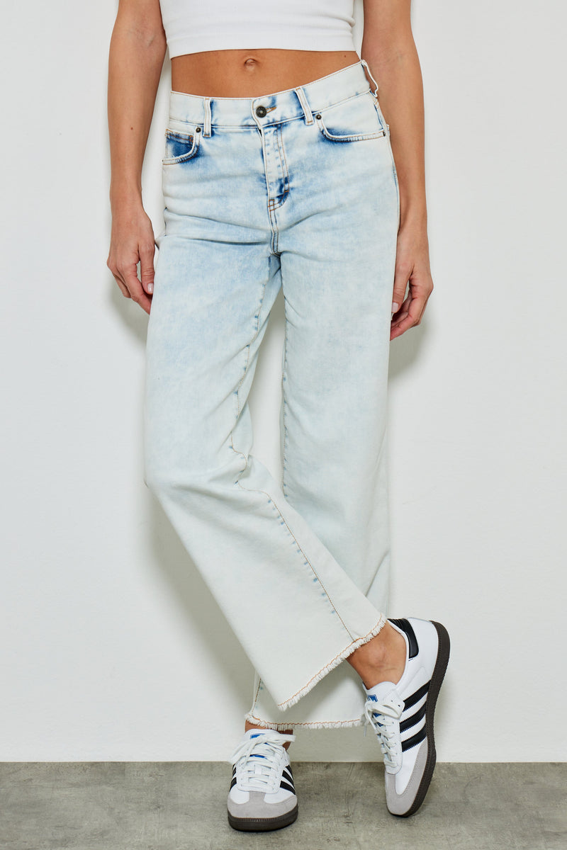 536 Lena Jeans Large