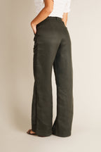 Pantalón De Pinzas Ligero Verde Mujer