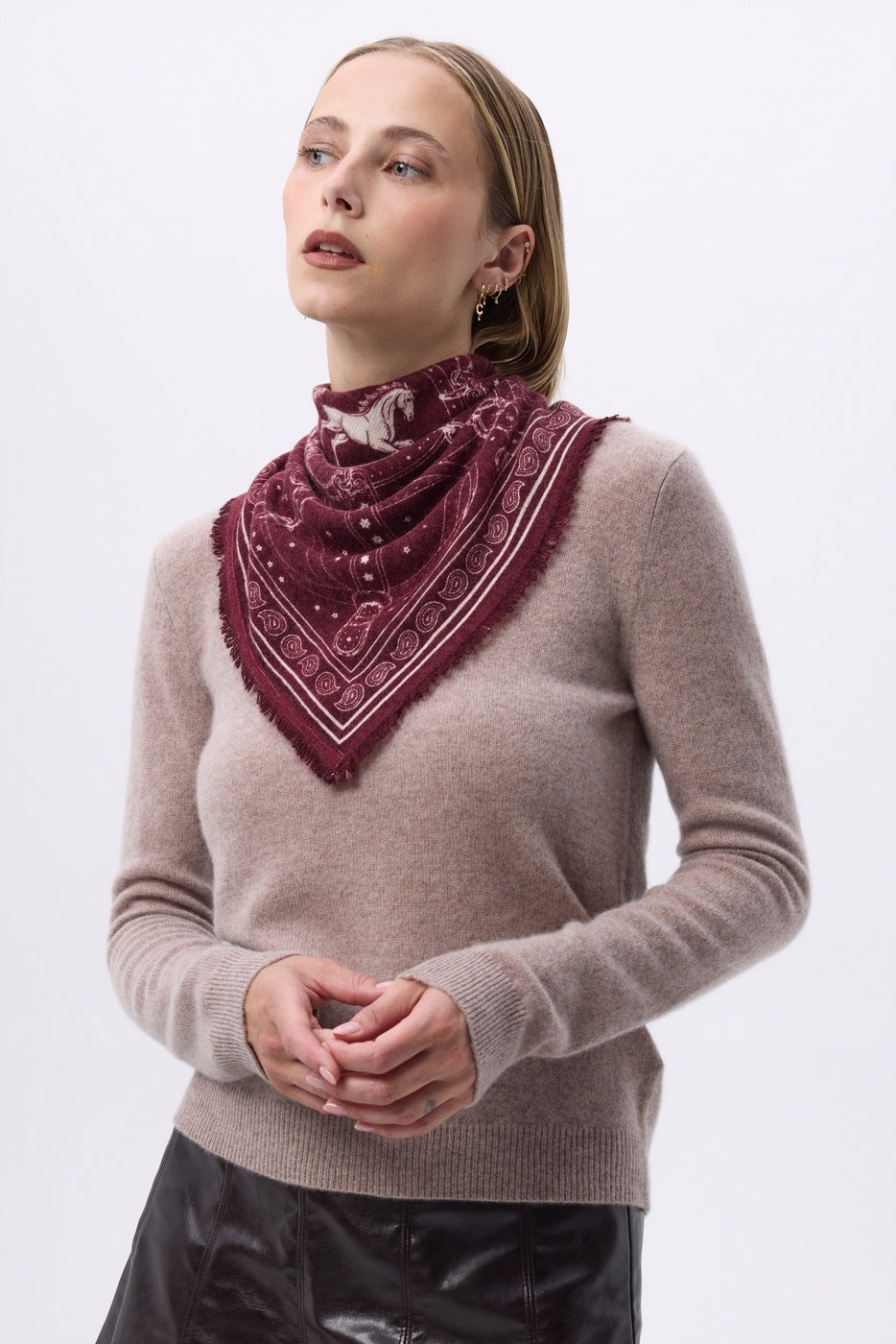Lille Le Harnais Bandana - Bordeaux Hvid - Dame