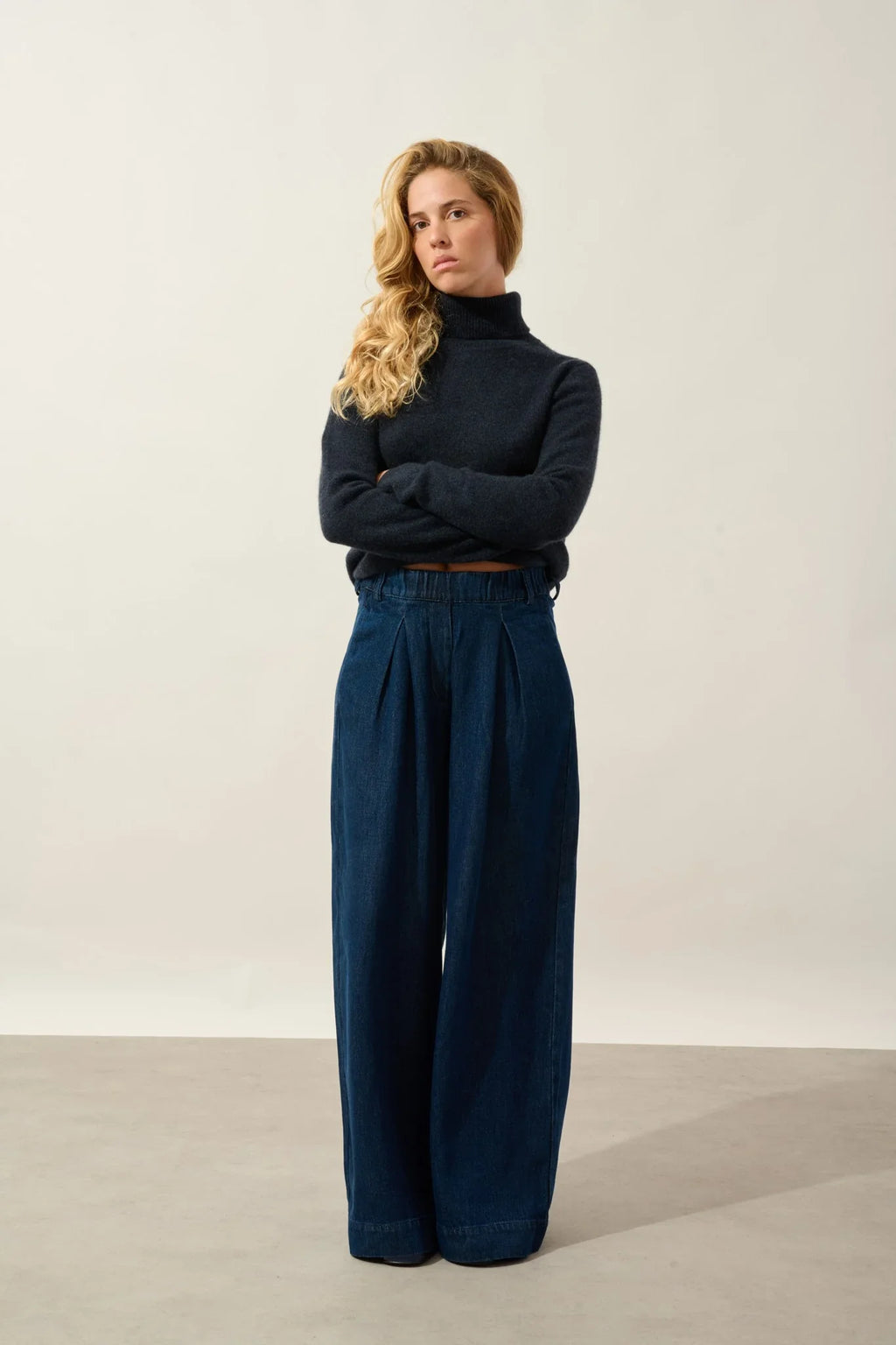 Jersey Cuello Vuelto 4 Hilos - Linda - Caviar