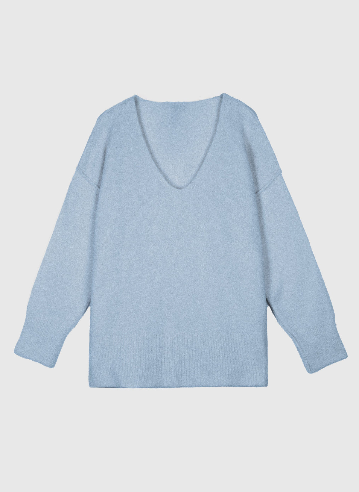 An'ge – Pull Livya Ciel, pull en maille bleu clair à col en V, vue de face