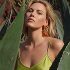 Pendientes De Clip Largos Loulou – Naranja Y Dorado