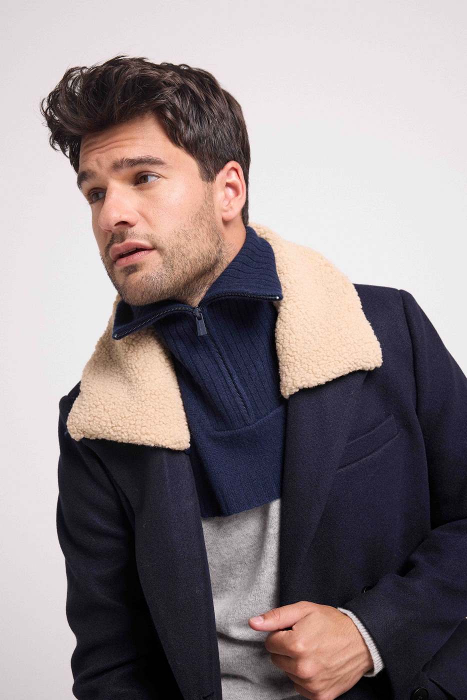 Cuello Camionero Louise - Azul Marino