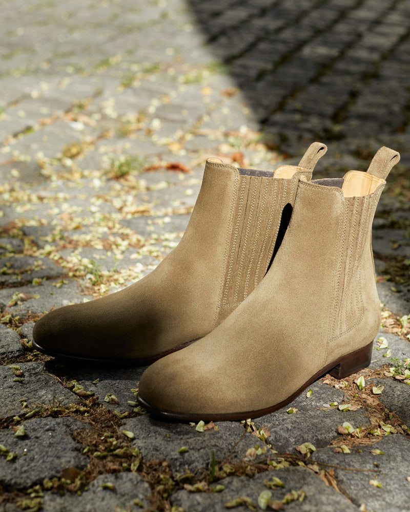 Chelsea Boots Louise - Daim Vert Olive - Semelle Cuir - Femme