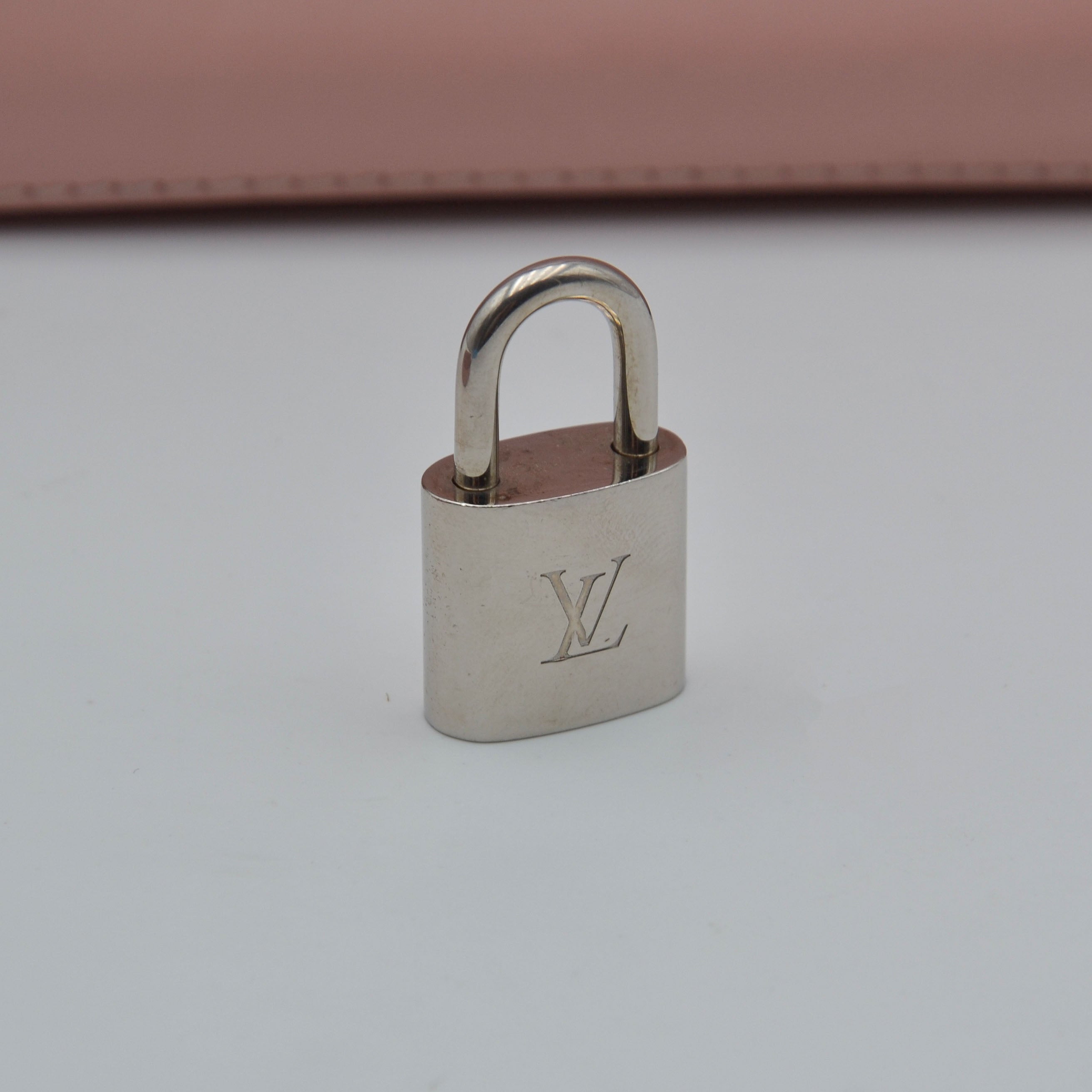 Louis Vuitton Alma BB Épi Ballerina Pink