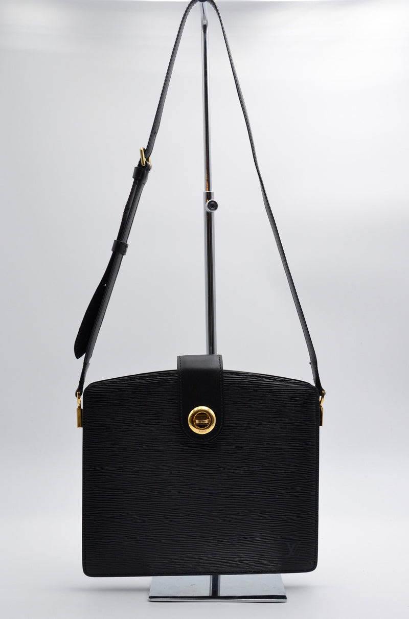 Louis Vuitton Capucines Epi