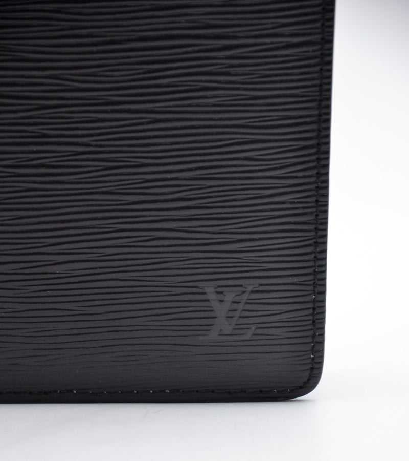 Louis Vuitton Capucines Epi
