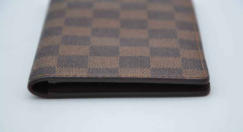 Cartera Louis Vuitton de lona revestida Damier Ebene