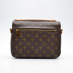 Louis Vuitton Pochette Métis Monogram