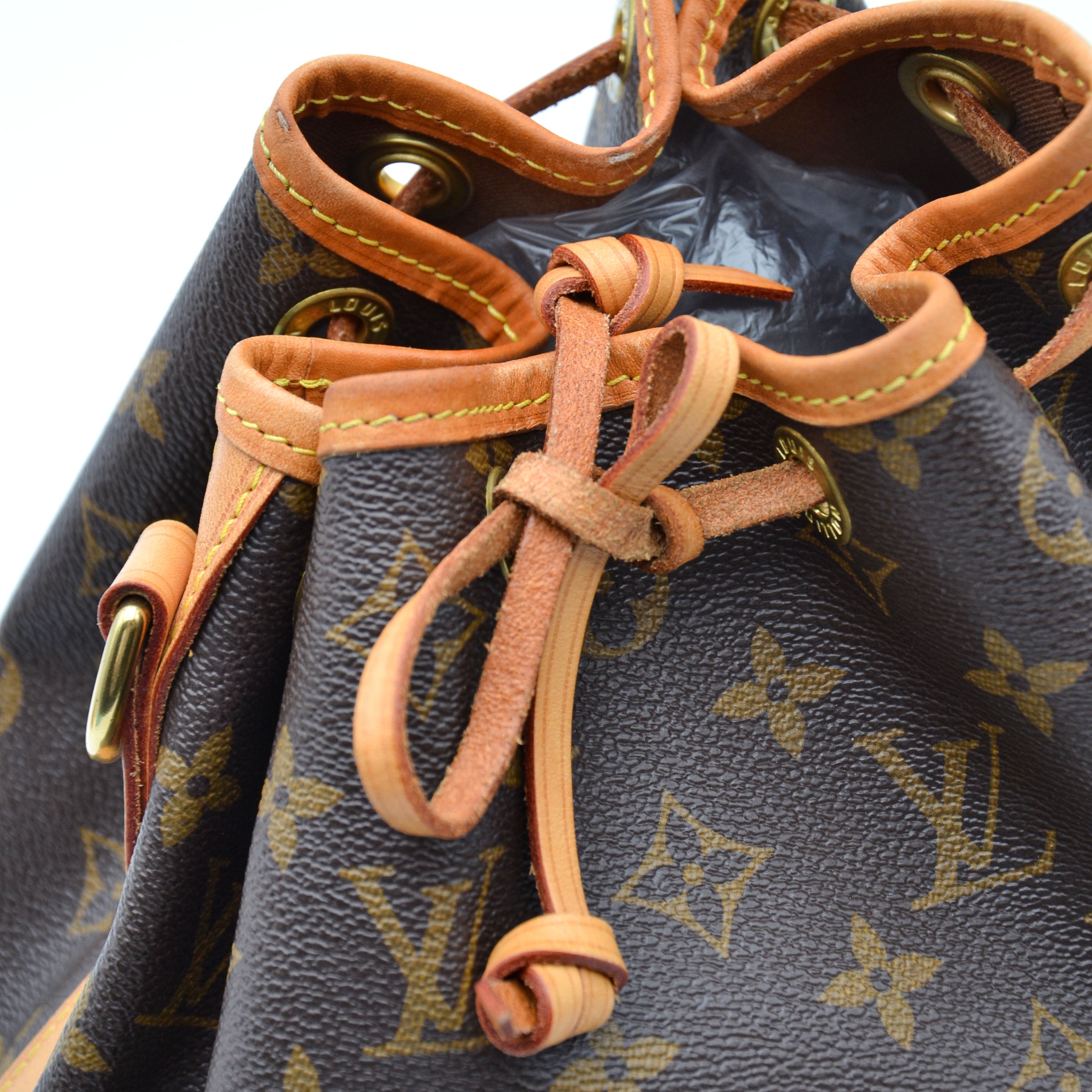 Louis Vuitton Petit Noé Monogram