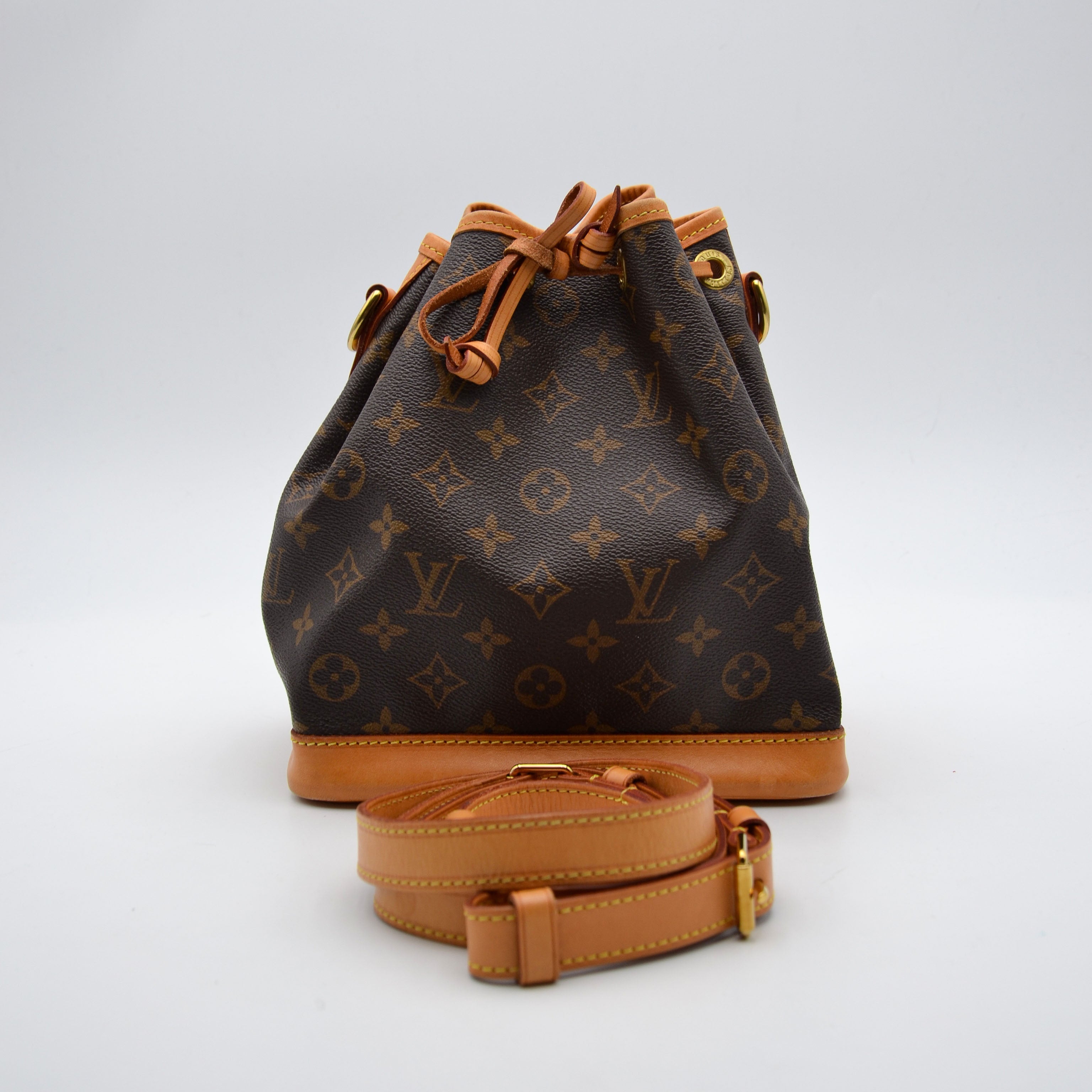 Louis Vuitton Petit Noé Monogram