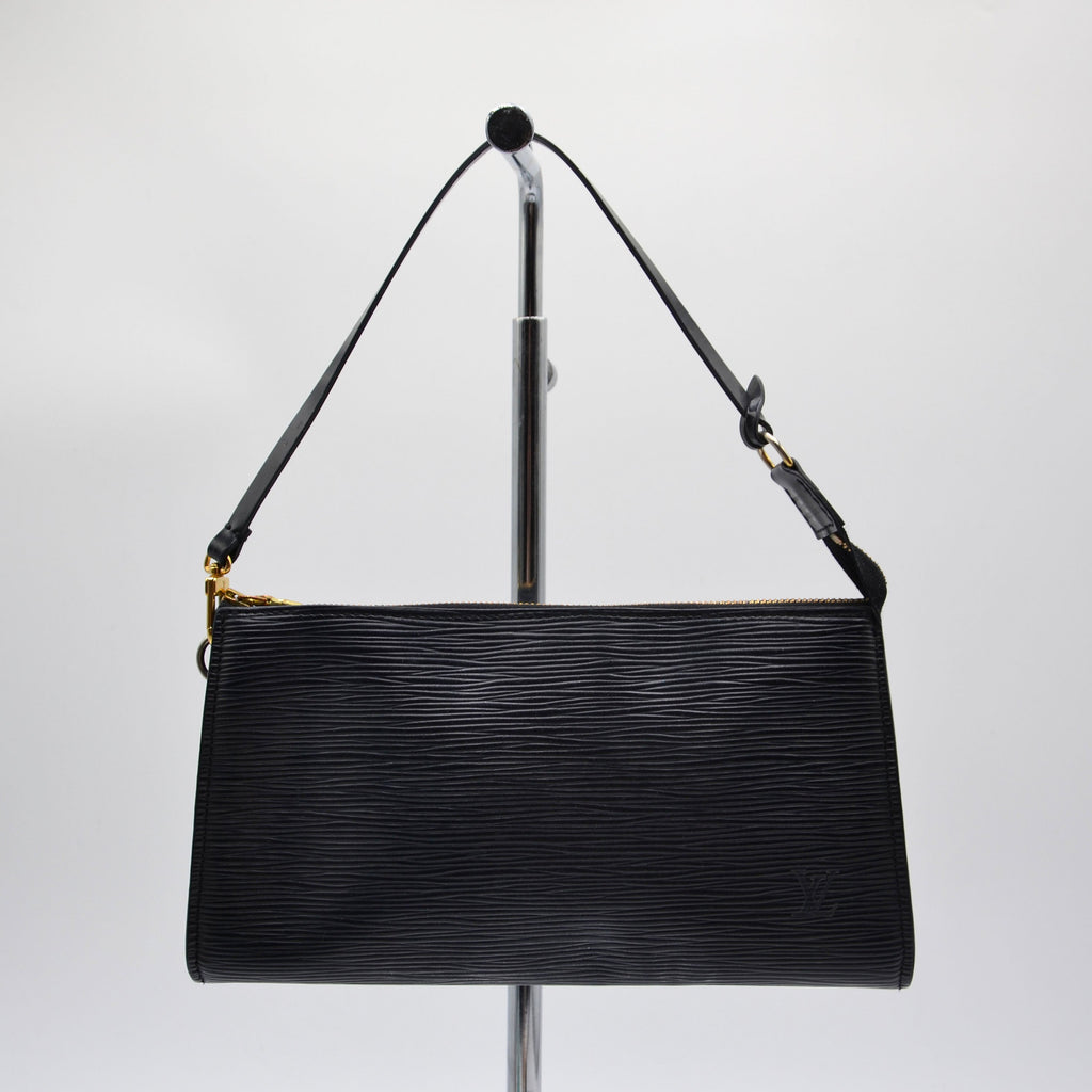 Pochette Louis Vuitton Accesorios Cuero Épi Negro