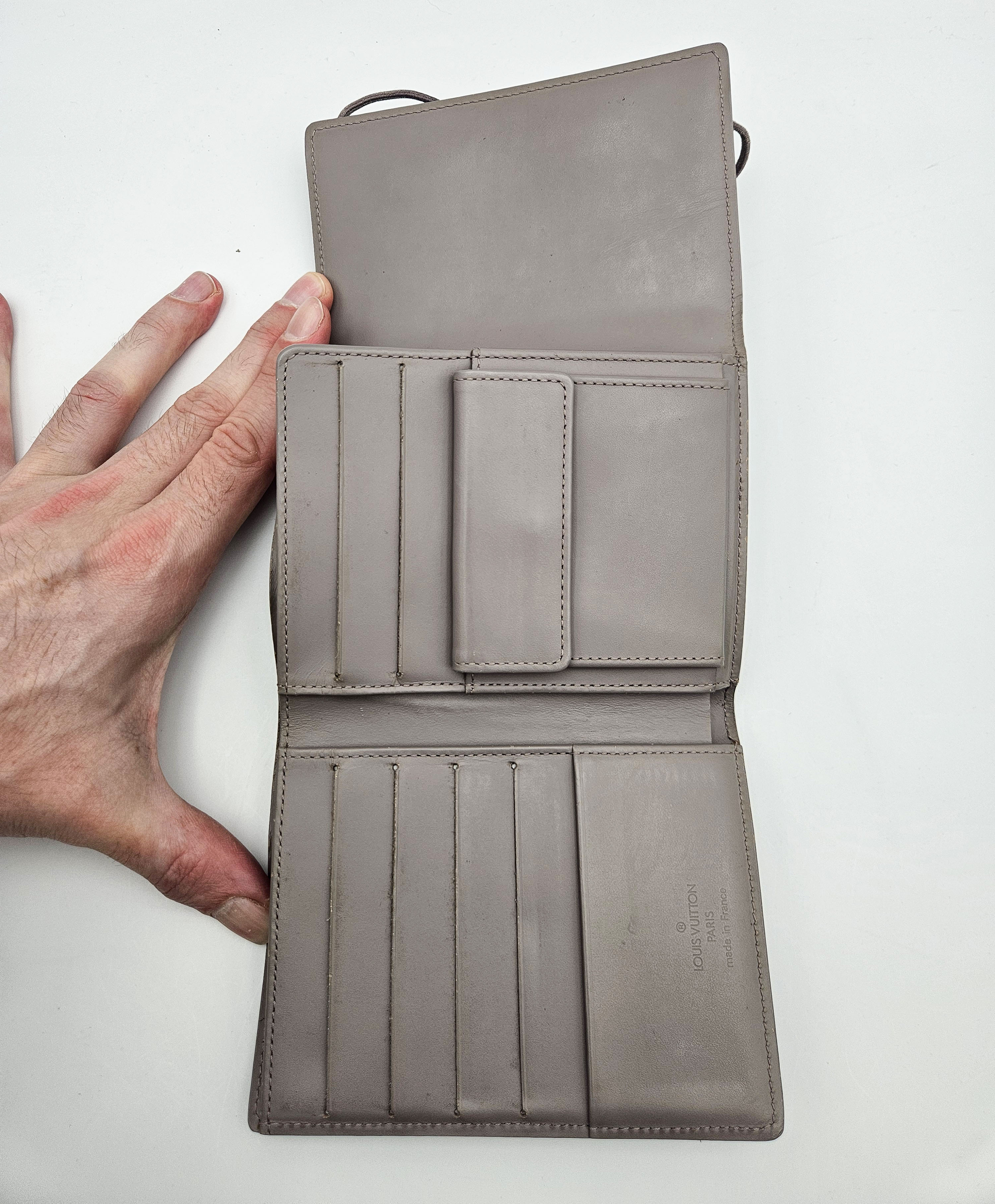 Portefeuille Louis Vuitton Trifold Cuir Épi Lilas