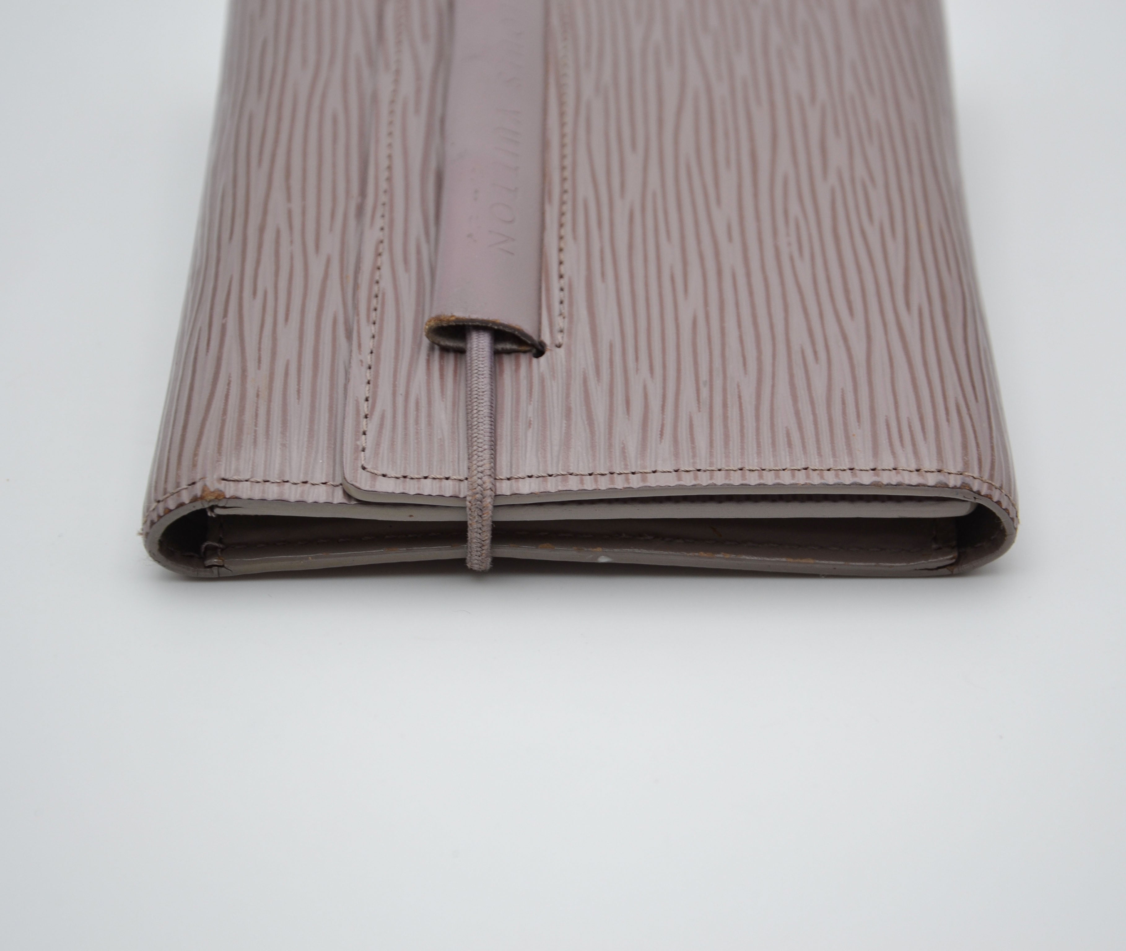 Portefeuille Louis Vuitton Trifold Cuir Épi Lilas