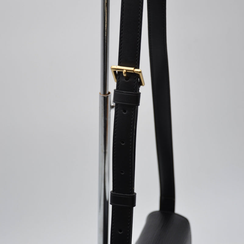 Louis Vuitton Saint Cloud Gm Epi Cuero Negro