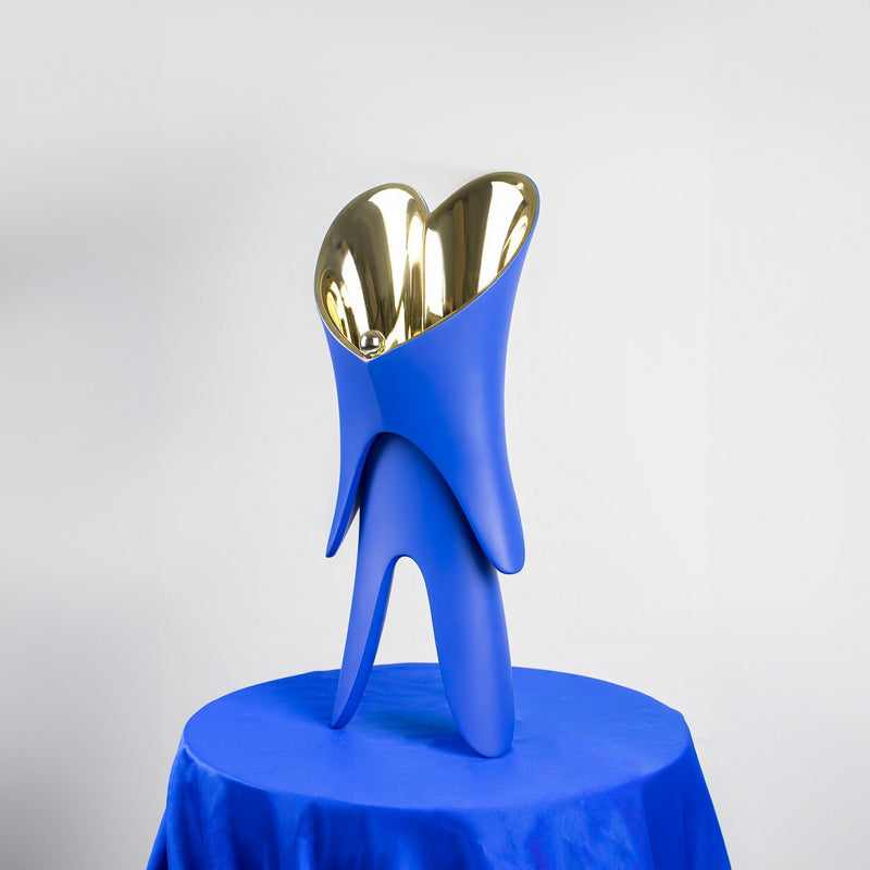 Love - Eugeni Quitllet - 35 Cm - Bleu Cobalt & Or