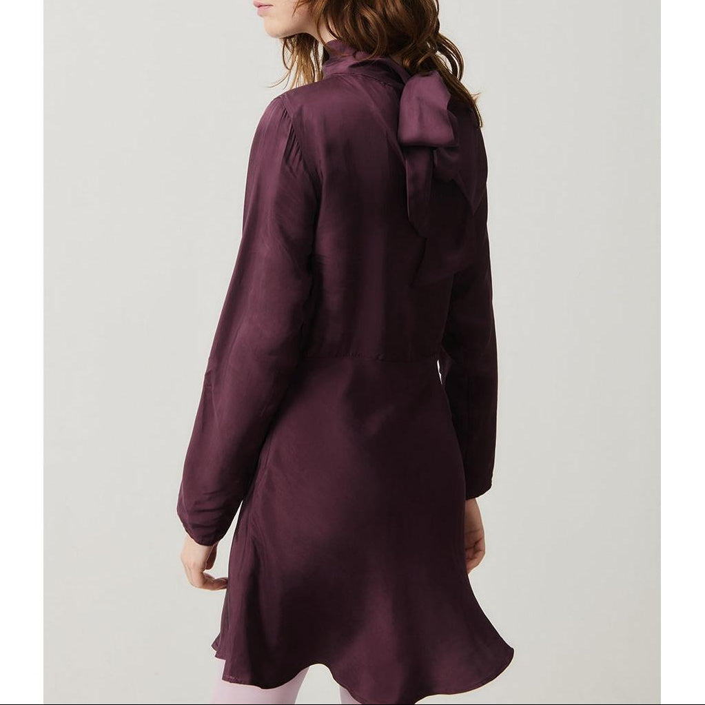 Vestido corto de cuello alto - Uva - Mujer