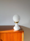 Lampe Globe En Opaline Blanc - 1960