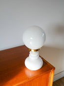 Lampe Globe En Opaline Blanc - 1960