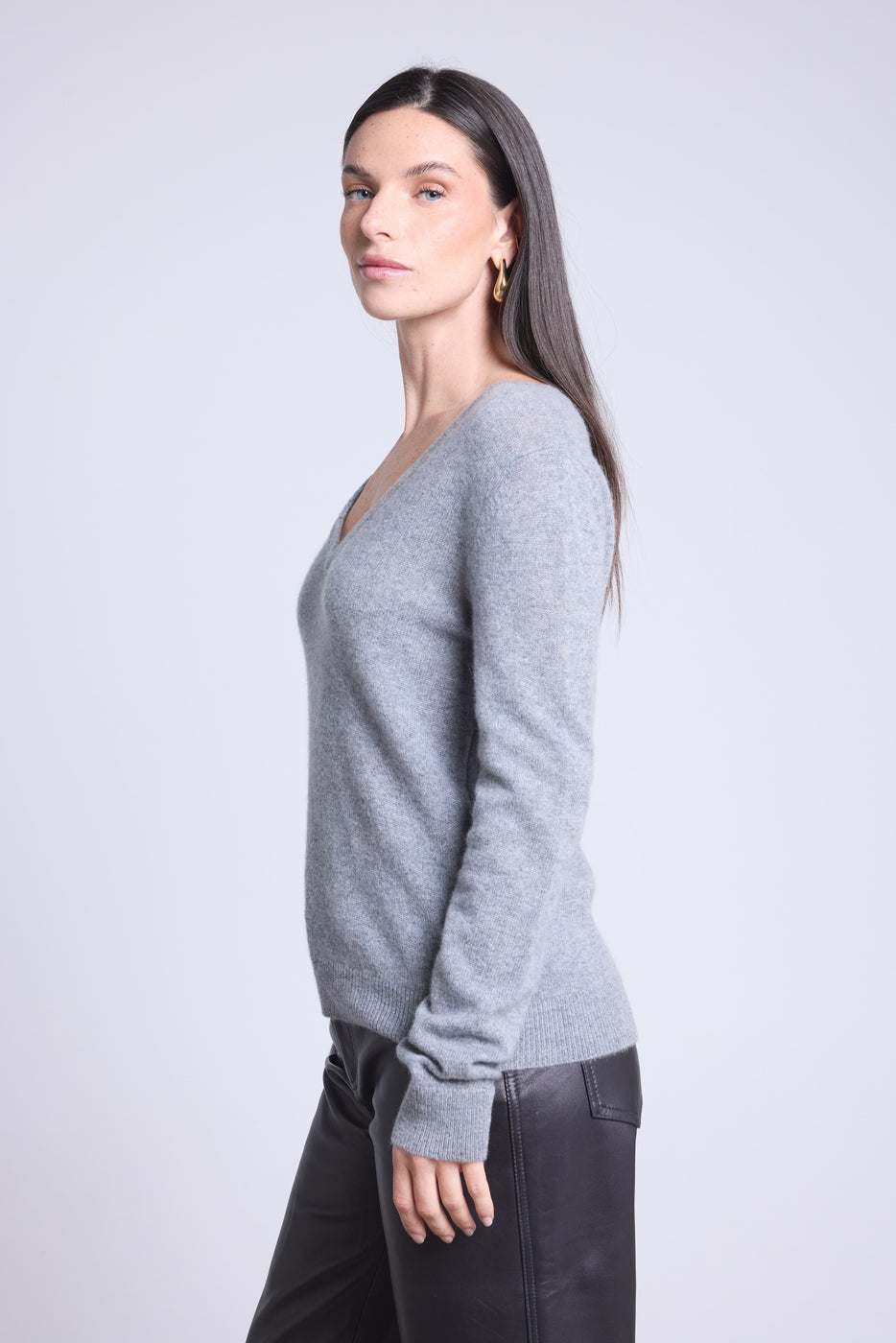 Maglione con scollo a V Luna - Grigio scuro - Donna - 100% Cashmere