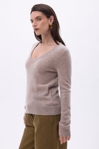 Luna V-Neck Jumper - Hazelnut - Women