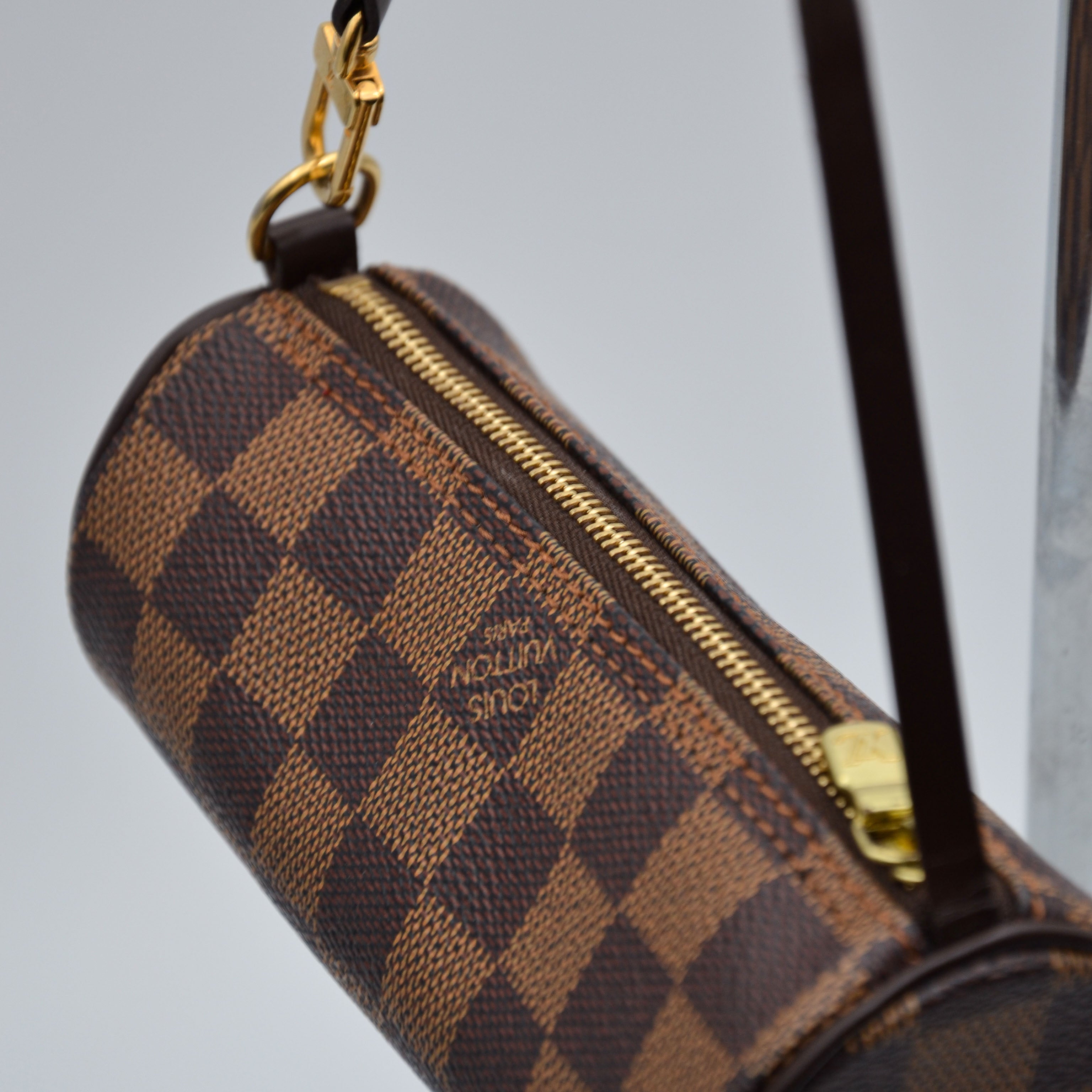 Pochette Louis Vuitton Papillon Lona Damier Ébène
