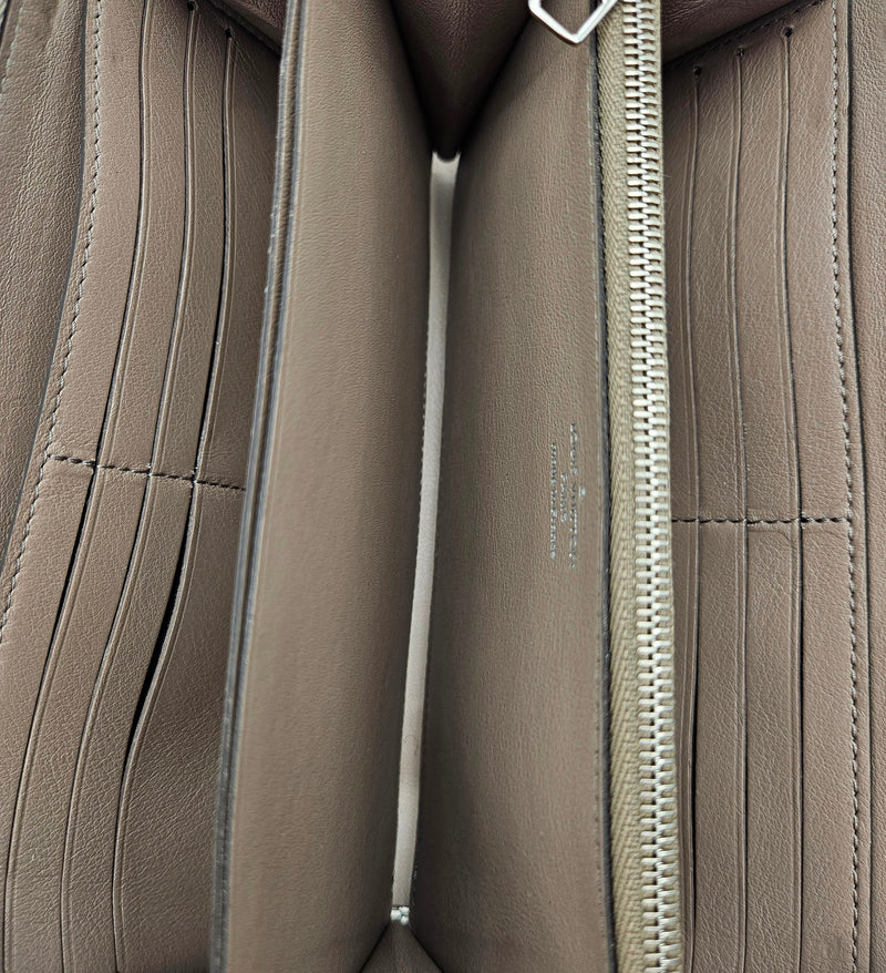 Louis Vuitton Portefeuille Comète Taurillon Taupe