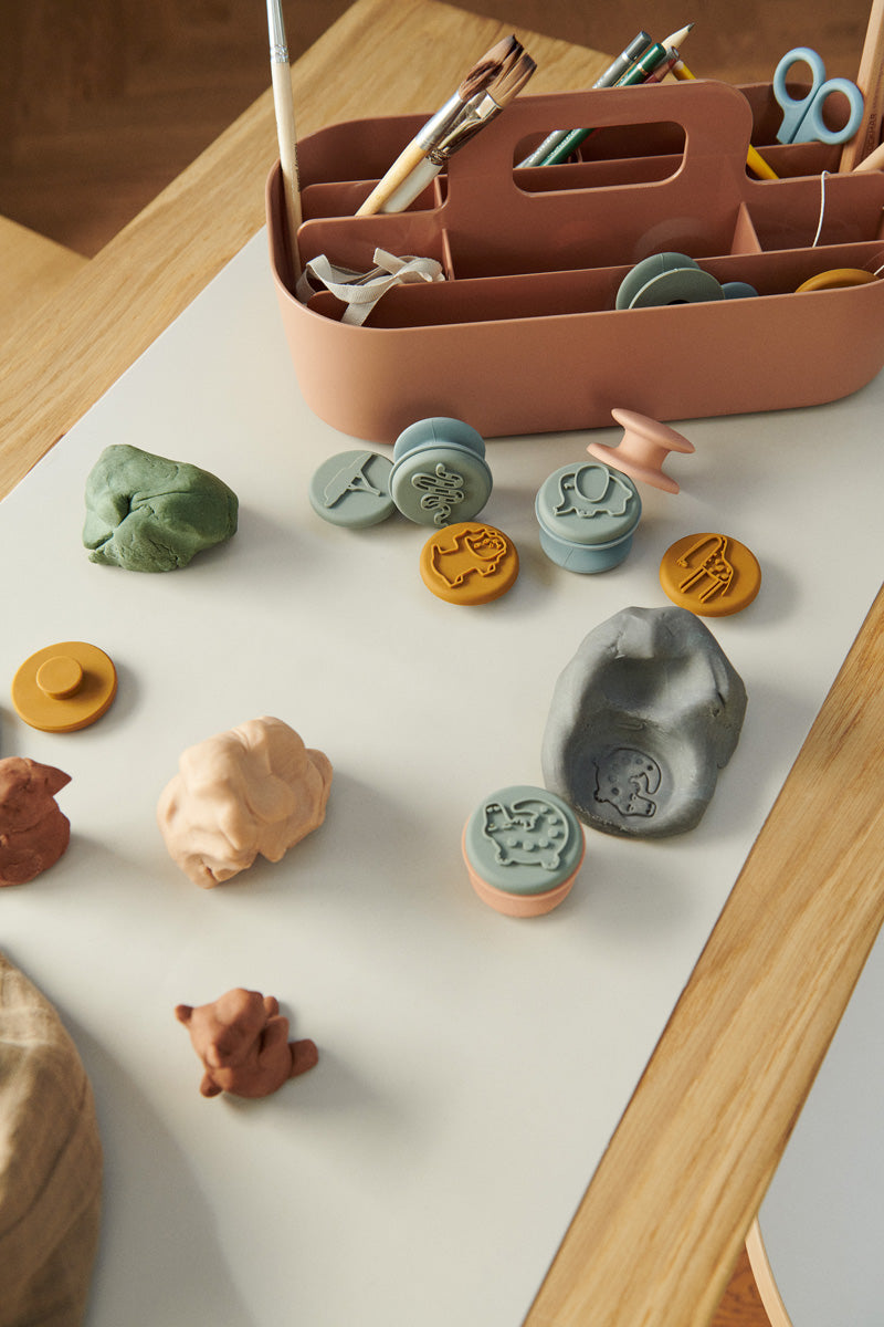 Creativos sellos multimix dorado caramelo de LIEWOOD - Selección Liewood disponible en amaetc.com, concept store ecológico para niños