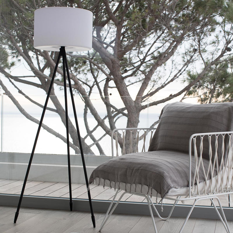 Lampadaire sans fil LED multicolore dimmable TAMBOURY H150cm avec télécommande - REDDECO.com