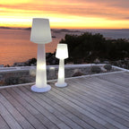Luminosa lámpara de pie de diseño con cable para exterior potente iluminación blanco LED AUSTRAL H110cm base E27 - REDDECO.com