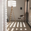 Lámpara de pie trípode inalámbrica diseño escandinavo exterior color madera LED blanco cálido/blanco regulable TAMBOURY WOOD H155cm - REDDECO.com