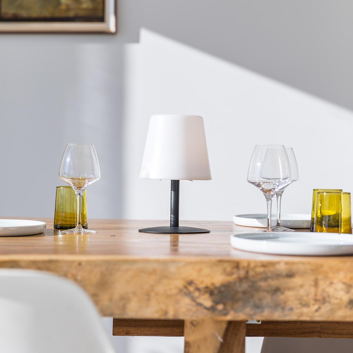 Lámpara de mesa inalámbrica base de acero negro blanco cálido/blanco LED regulable STANDY MINI Dark H25cm - REDDECO.com