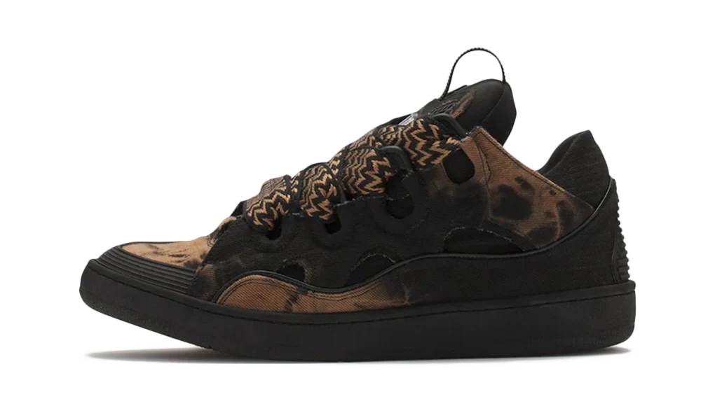 Sneakers Curb