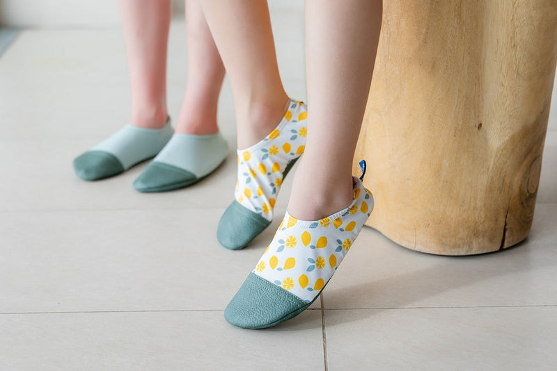 Les Petits Citrons Jaunes - Chaussons Souples - Tout Terrain