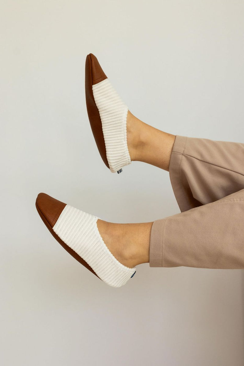 Les Petits Velours Ivoire - Chaussons Souples - Pour L'Intérieur