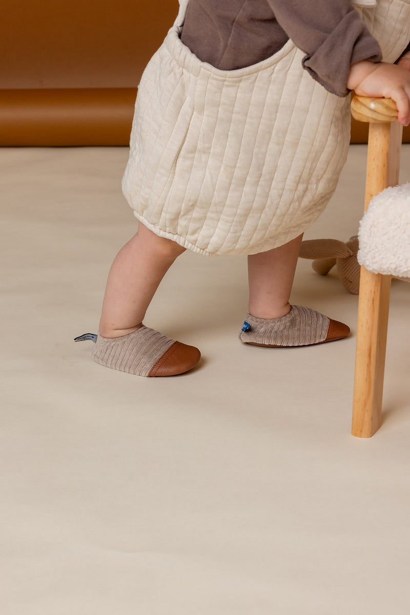 Les Petits Velours Noisettes - Chaussons Souples - Pour L'Intérieur