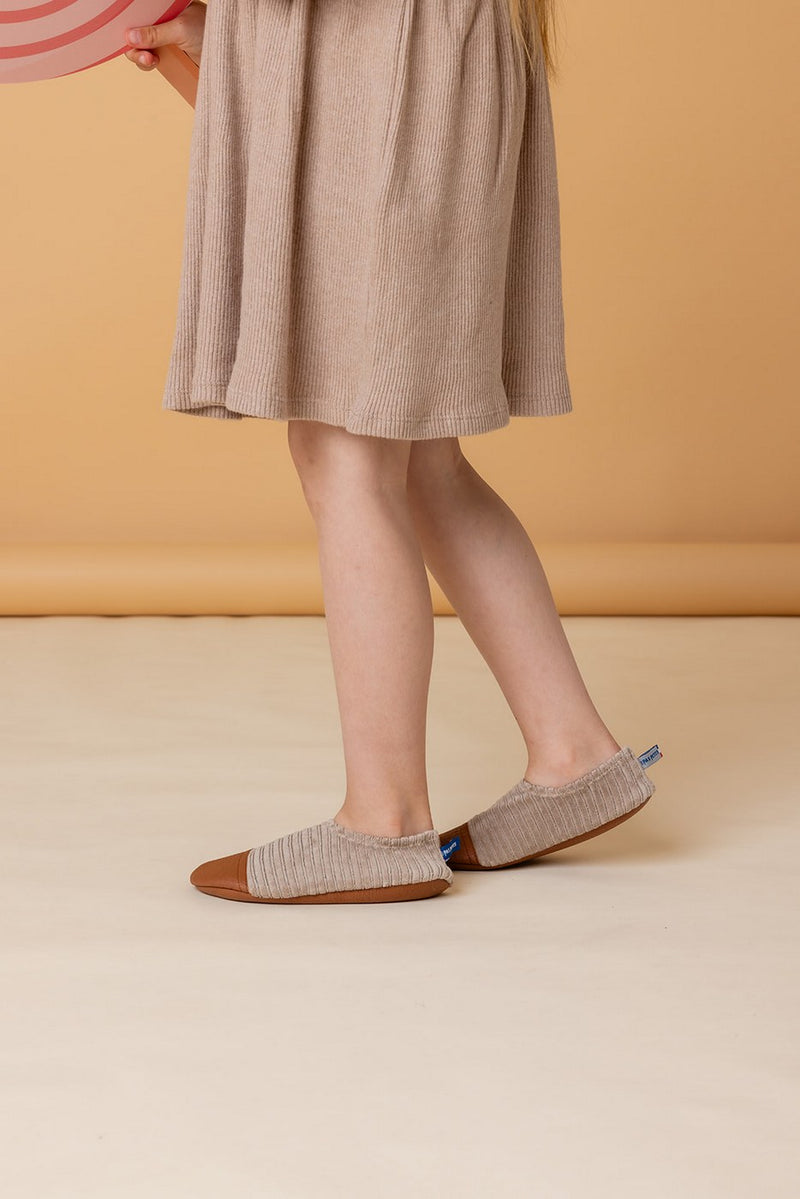 Les Petits Velours Noisettes - Chaussons Souples - Pour L'Intérieur
