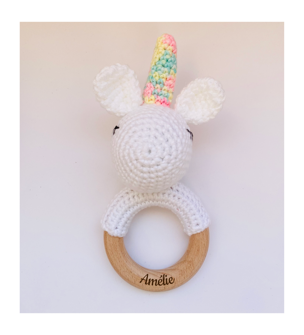 Sonajero de bebé de ganchillo personalizado