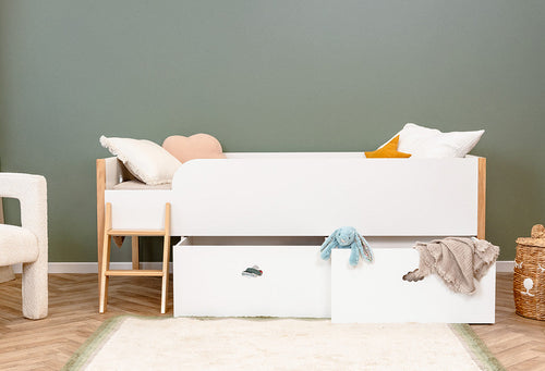 Cama elevada en la nube