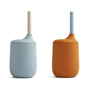 Lot de 2 gobelets avec pailles mustard-sea blue mix de LIEWOOD - Sélection Liewood à retrouver sur amaetc.com, concept store eco friendly pour enfants