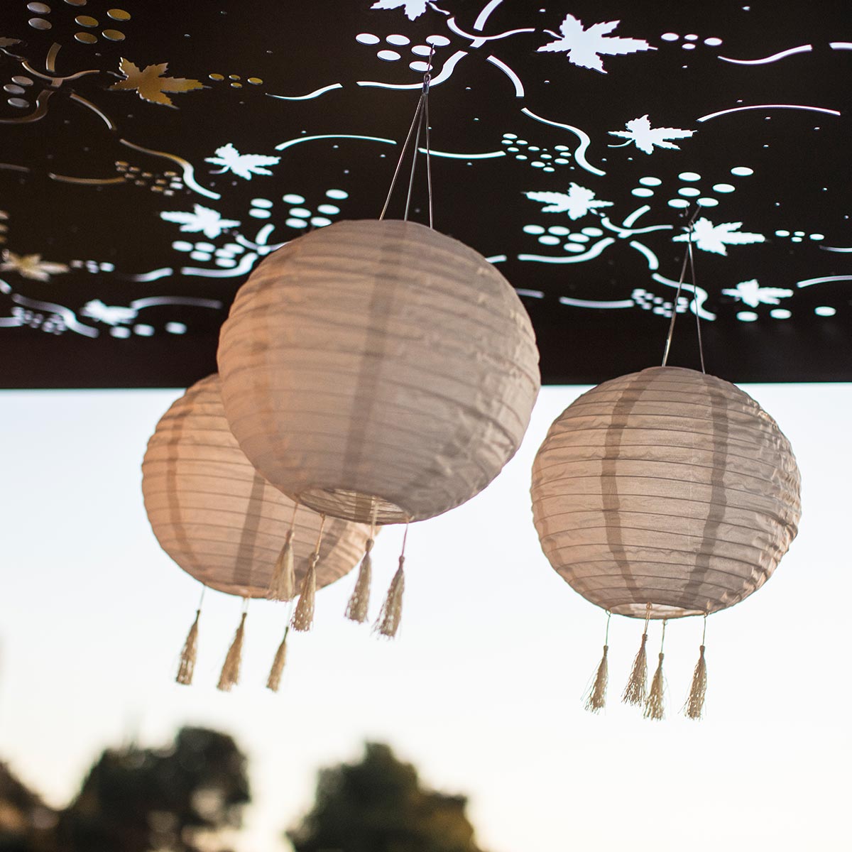 Juego de 3 farolillos chinos farol solar crema boda festiva LED blanco cálido HIMALAYA ∅30cm - REDDECO.com