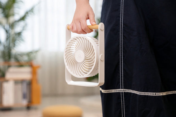 Tragbarer Ventilator Lyra - Mondweiß