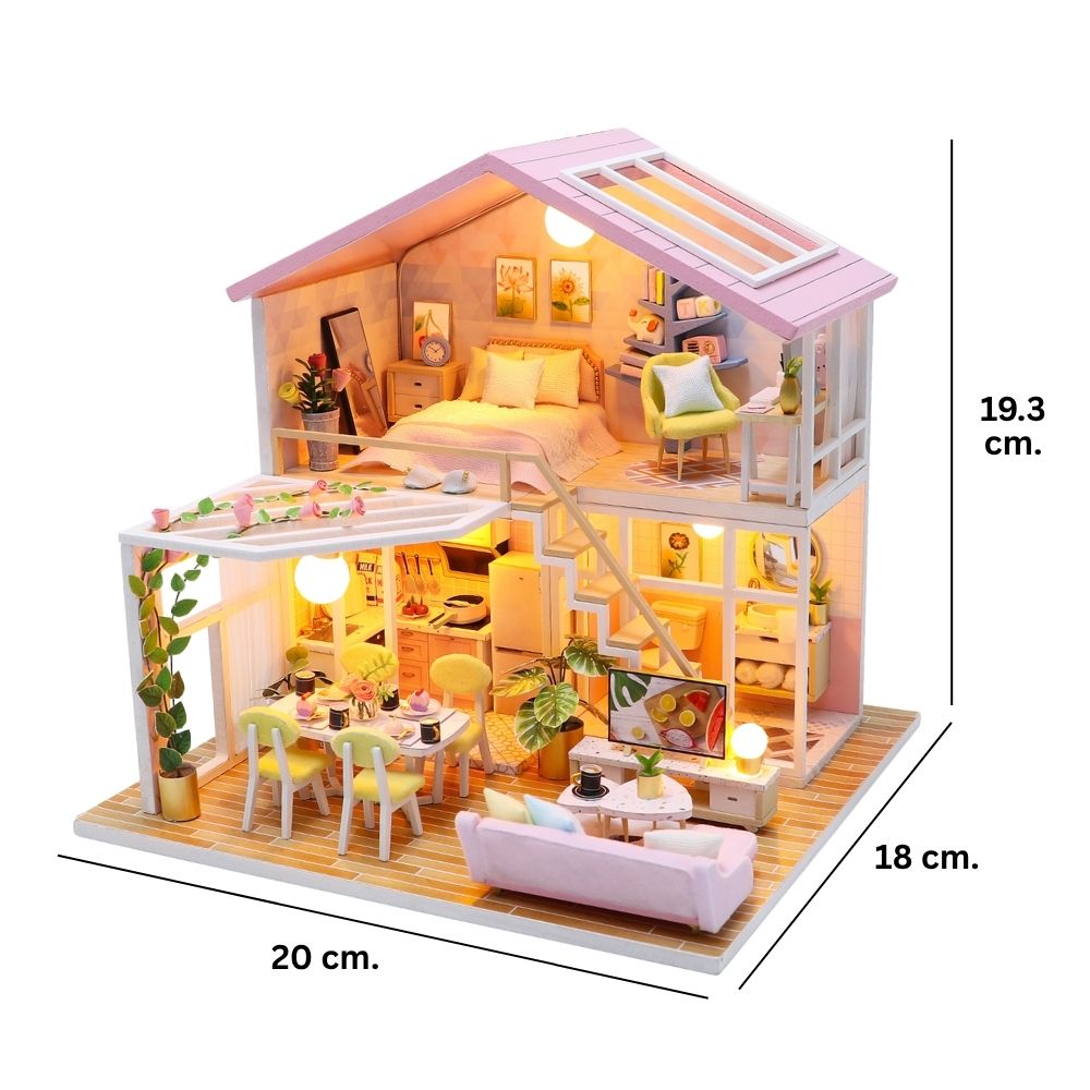 Miniature House - Pleasant Moment