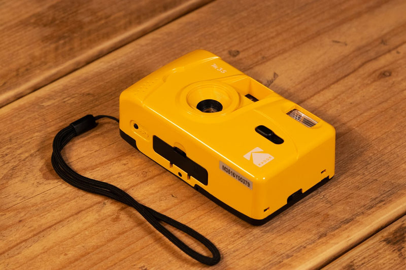 Appareil Photo - M35 - Jaune - 1 Pellicule Couleur Offerte - Kodak